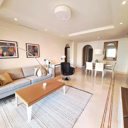 Aloha Hill Club Apartment